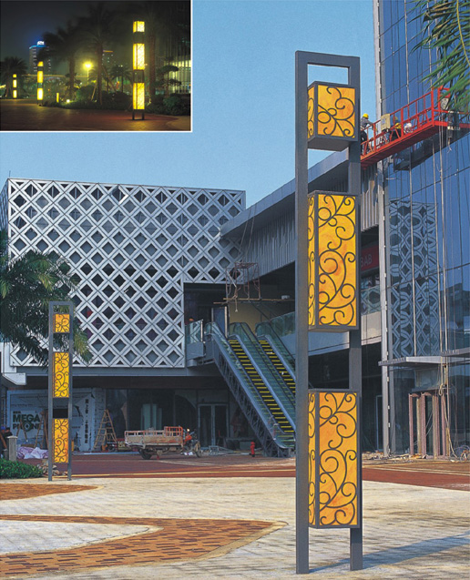 3米-5米商業廣場仿雲石LED91香蕉视频污版柱圖片