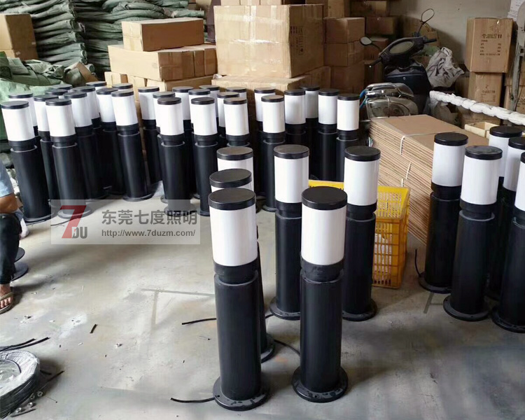 廣場草坪燈生產廠家東莞91香蕉下载导航照明成品圖片