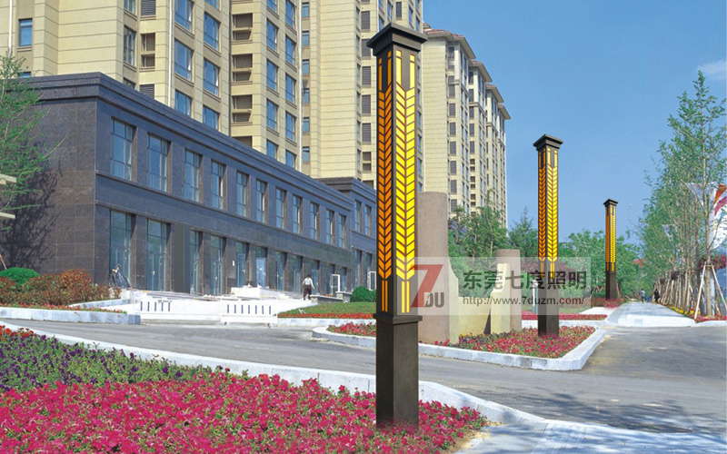 91香蕉下载导航照明(QDJGDZ-008)廣場麥穗方柱91香蕉视频污版安裝效果圖片