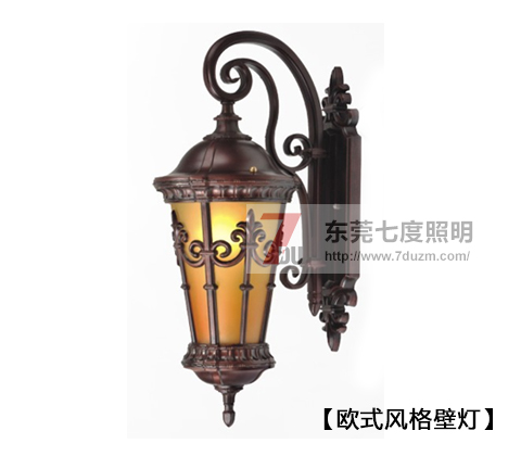 91香蕉下载导航照明歐式仿古壁燈實拍效果圖片