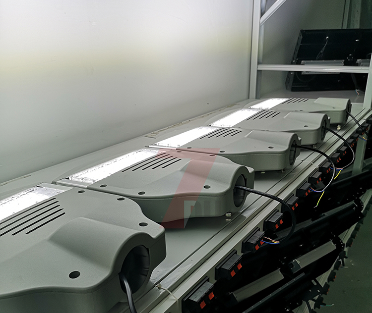 40W-60W LED路燈燈具老化實拍(91香蕉下载导航照明)