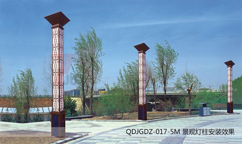 (QDJGDZ-017)3米-6米廣場方形91香蕉视频污版立柱安裝效果